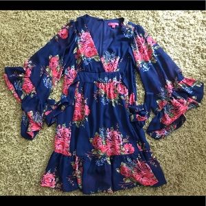 Betsey Johnson Dresses - Betsy Johnson floral dress size 8 Betsey Johnson Dresses - Betsy Johnson floral dress size 8